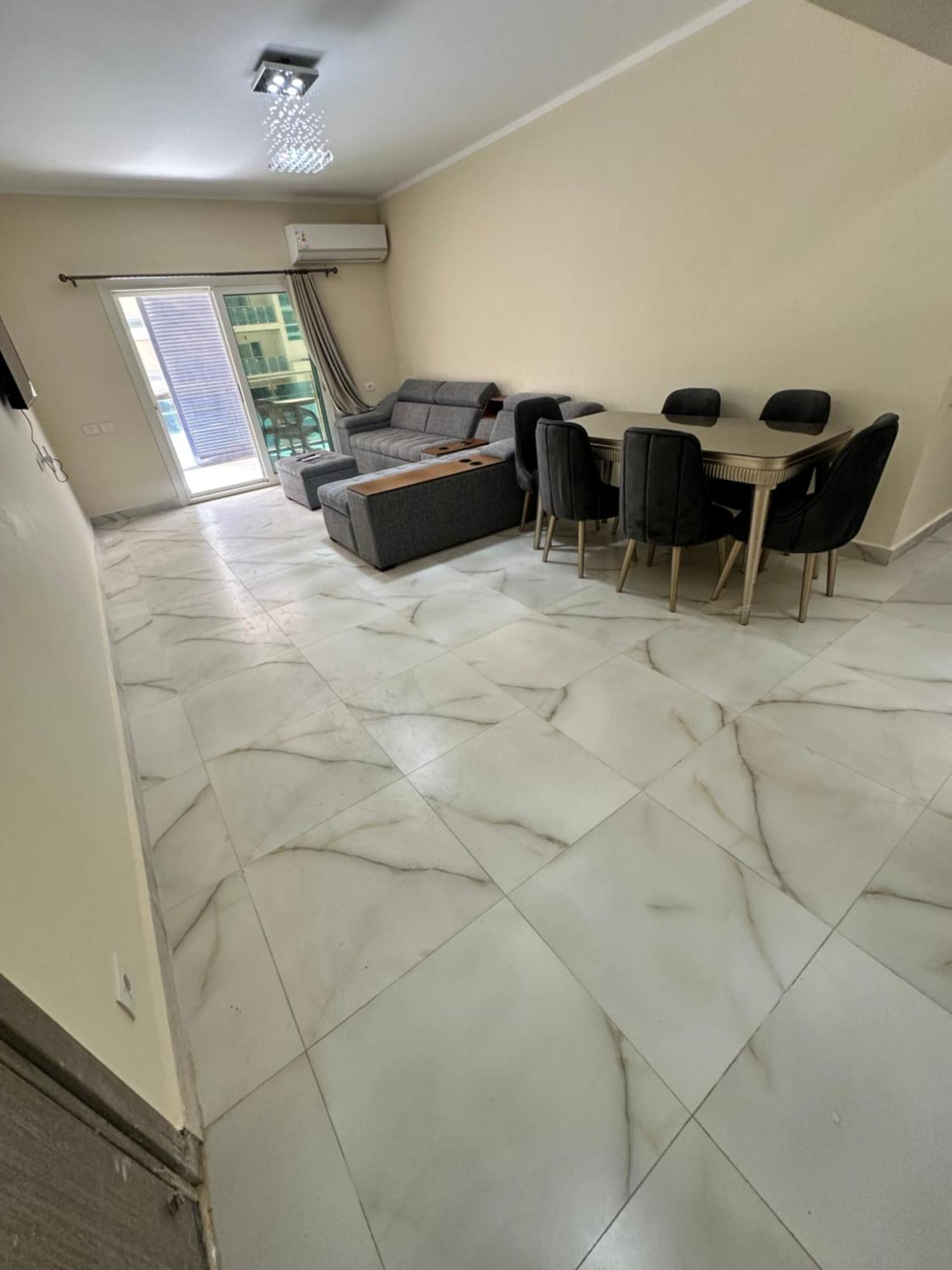 Apartment فخم في مع اكسس على افضل شواطئ *